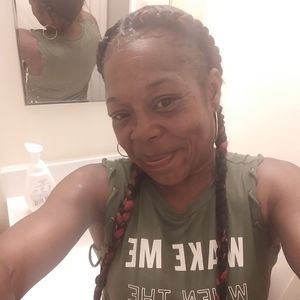 Meet your Posher, Beatrice